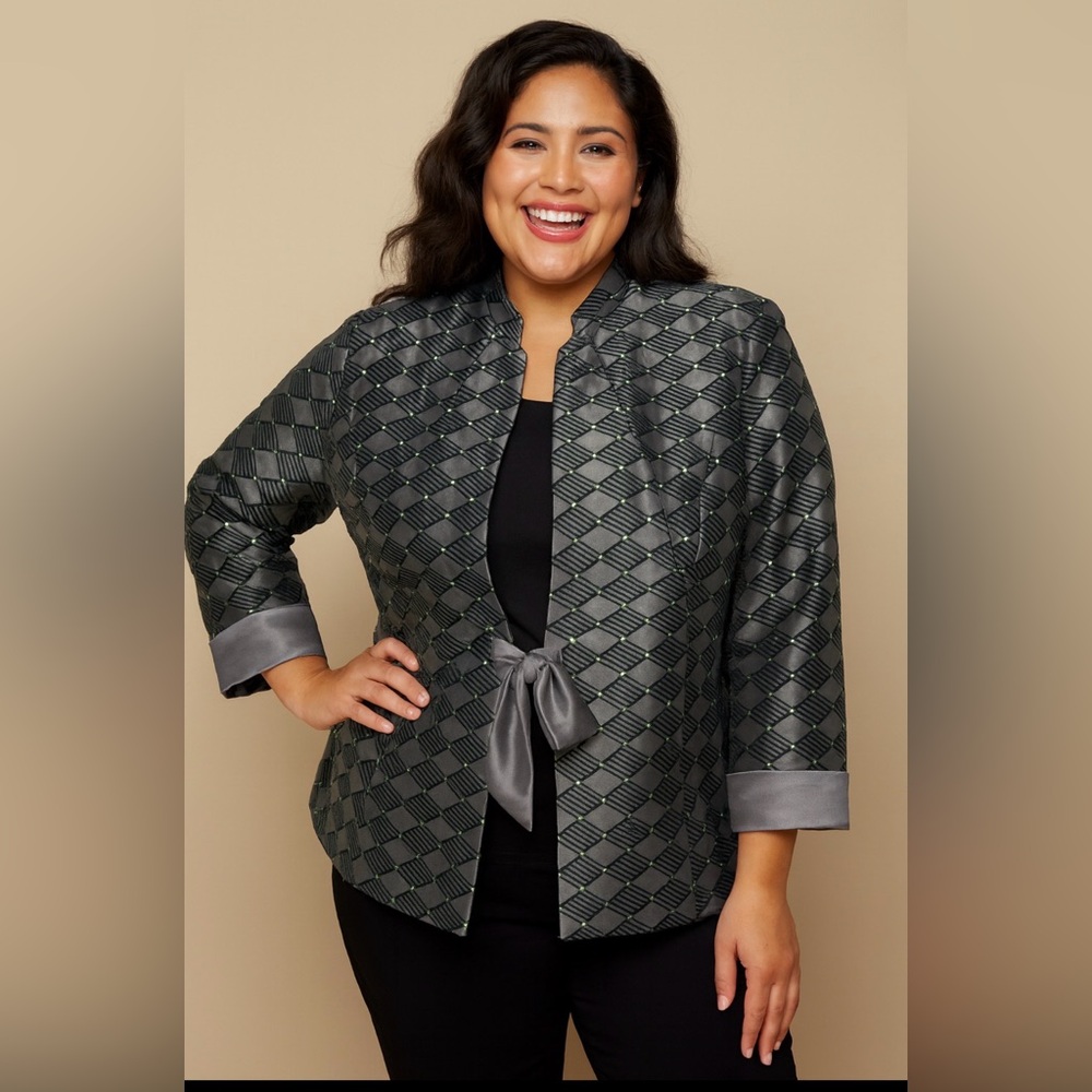 Dressbarn Shimmering Gray Geometric Blazer